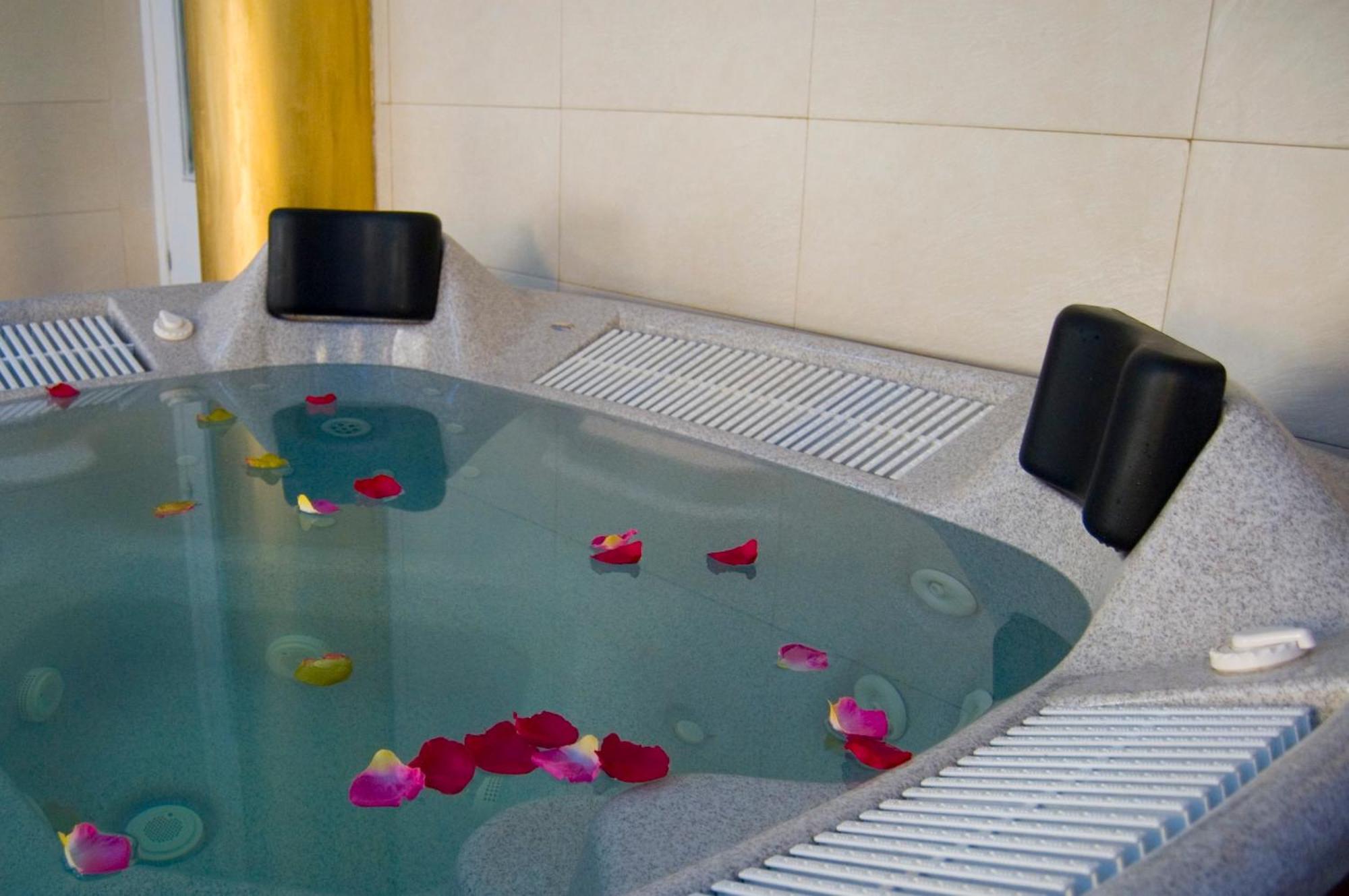 Hotel Agua Viva Eco H Wellness Castro Urdiales Exteriér fotografie